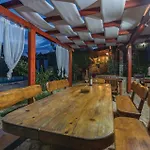 Five-bedroom In Vir