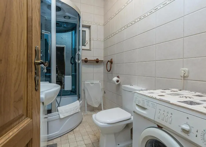 Five-bedroom In Hébergement de vacances *