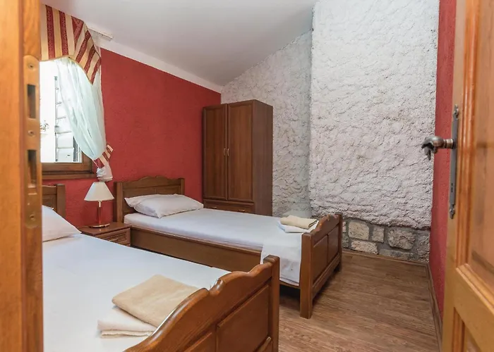 Five-bedroom In Hébergement de vacances