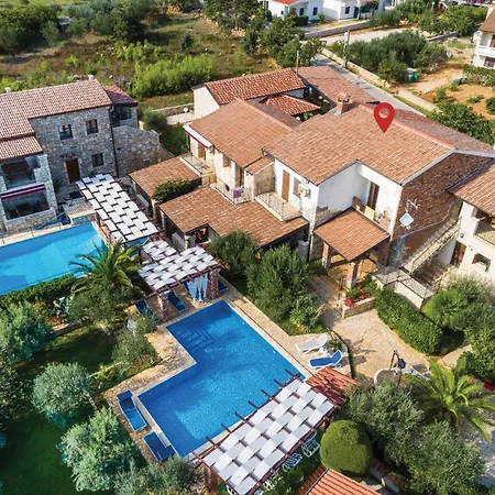 Holiday home 9 Bedroom Cozy In *