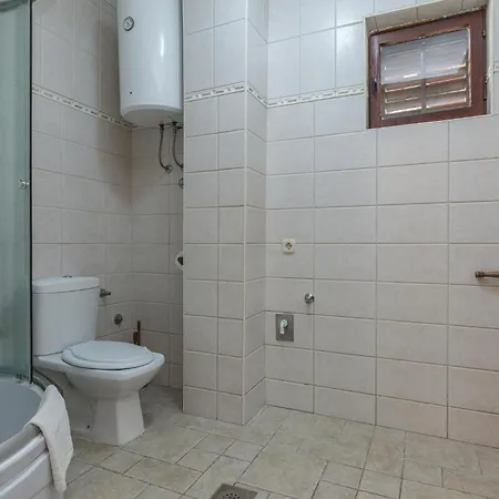 Five-bedroom In